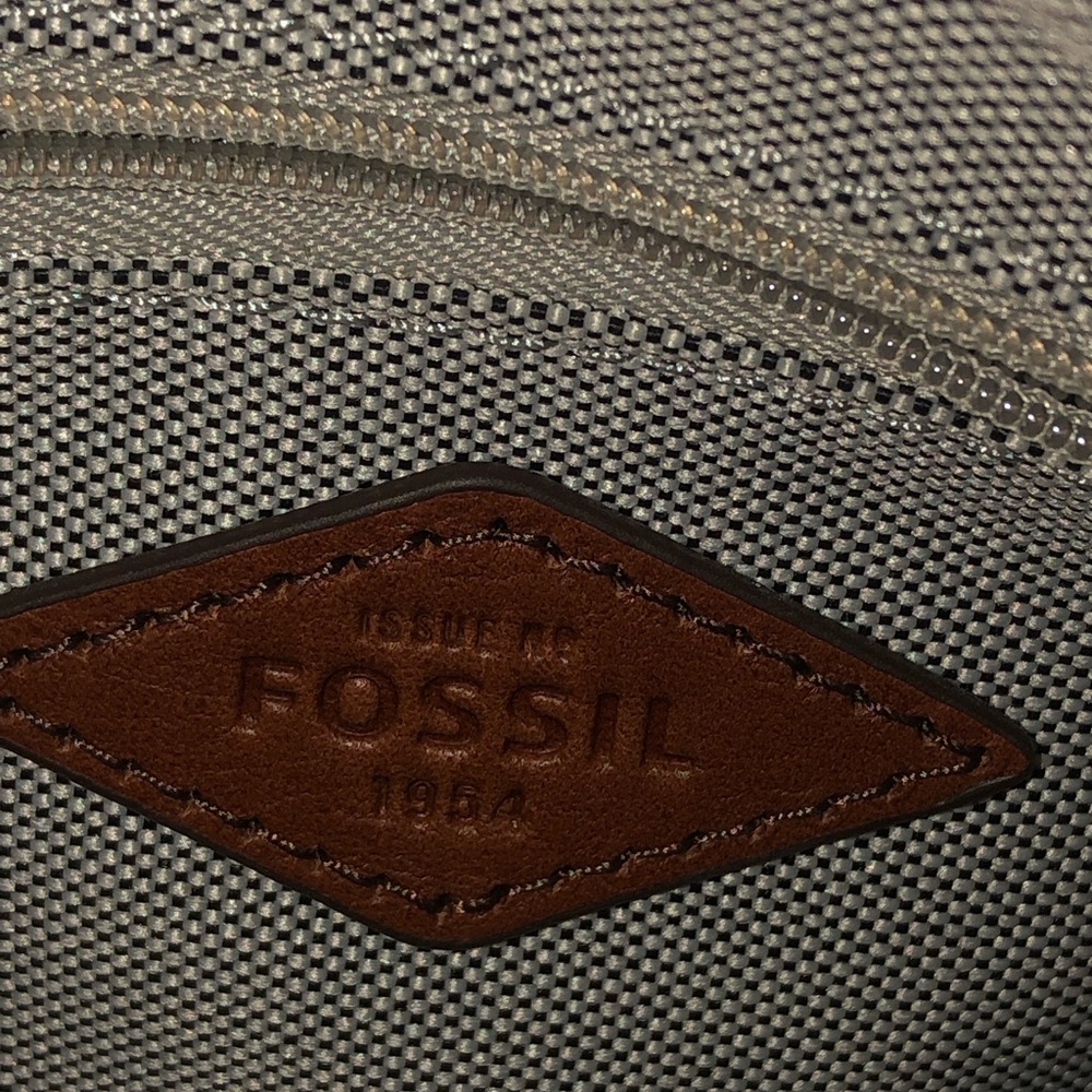 Fossil Leather Purse NWOT - Picture 5 of 5